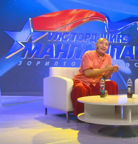 Эрдэнэ зуу хийдийн хамба лам Х.Баасансүрэн “Орчлон хайрлаарай” дууг дуулжээ